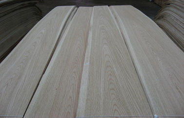 Άσπρο δρύινο ξύλο καπλαμάδων που ξυλεπενδύει, φυσικός διακοσμητικός καπλαμάς περικοπών κορωνών