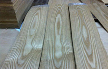 Κίτρινο πρόσωπο δαπέδων καπλαμάδων τέφρας ξύλινο, φυσική ξύλινη ξυλεπένδυση καπλαμάδων